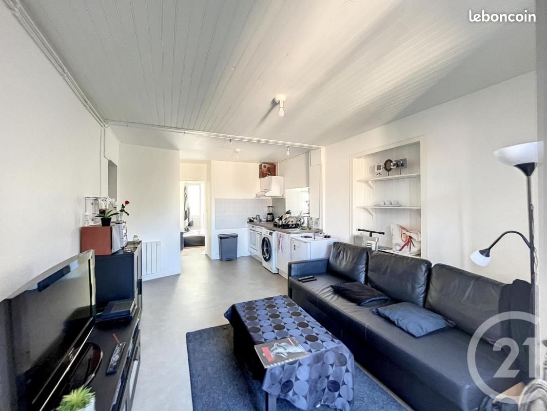 Appartement 2 pièces 41 m² · à Riom · 41 m² · 400 €/mois