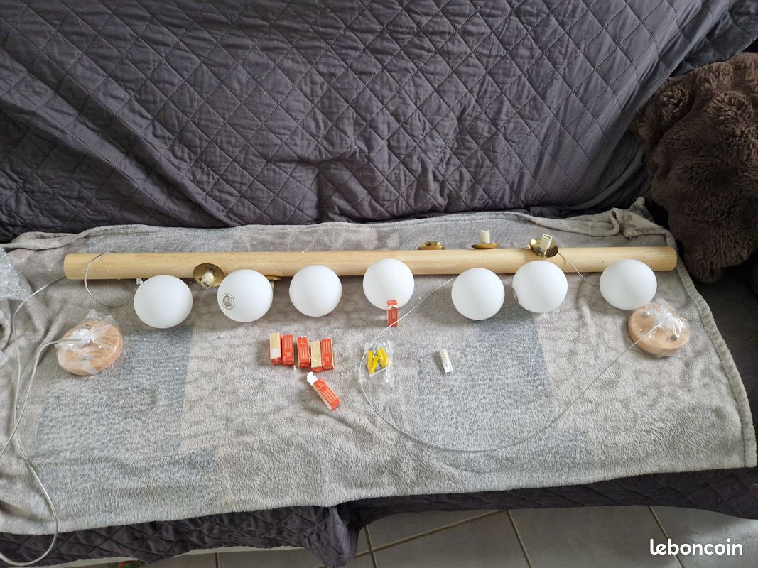 Lustre neuf (image 1)