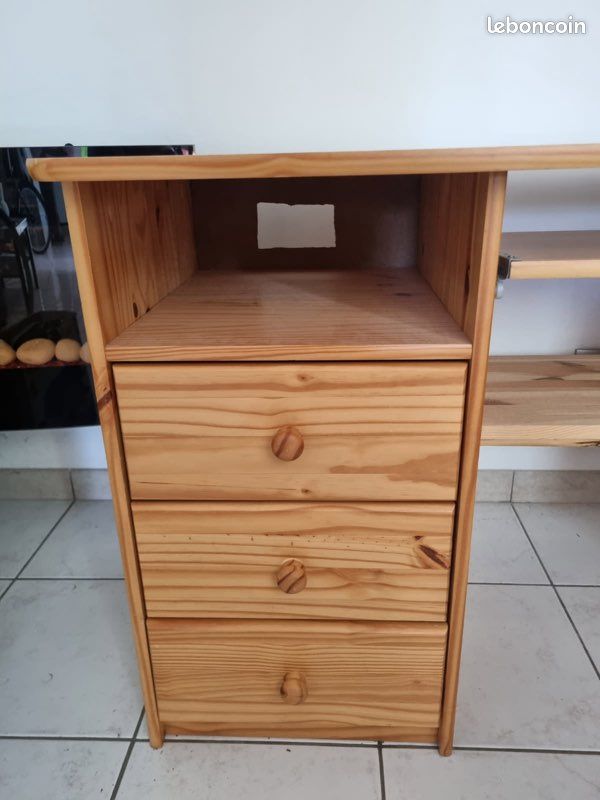 Bureau (image 4)