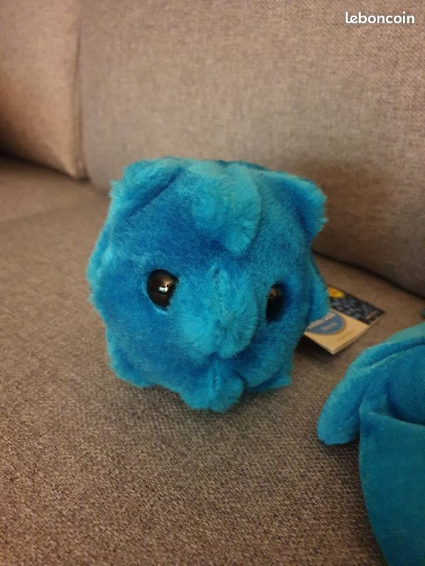 Lot de 3 peluches bleues (image 2)