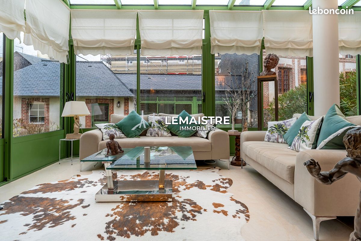 Propriété 10 pièces 253 m² (image 3)