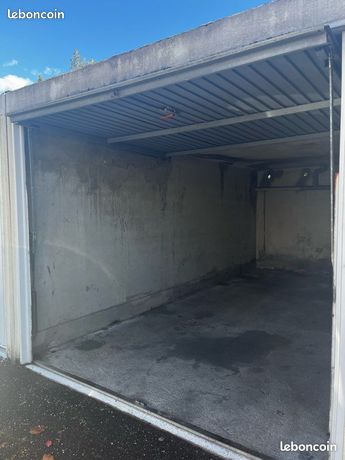 Garage disponible de suite