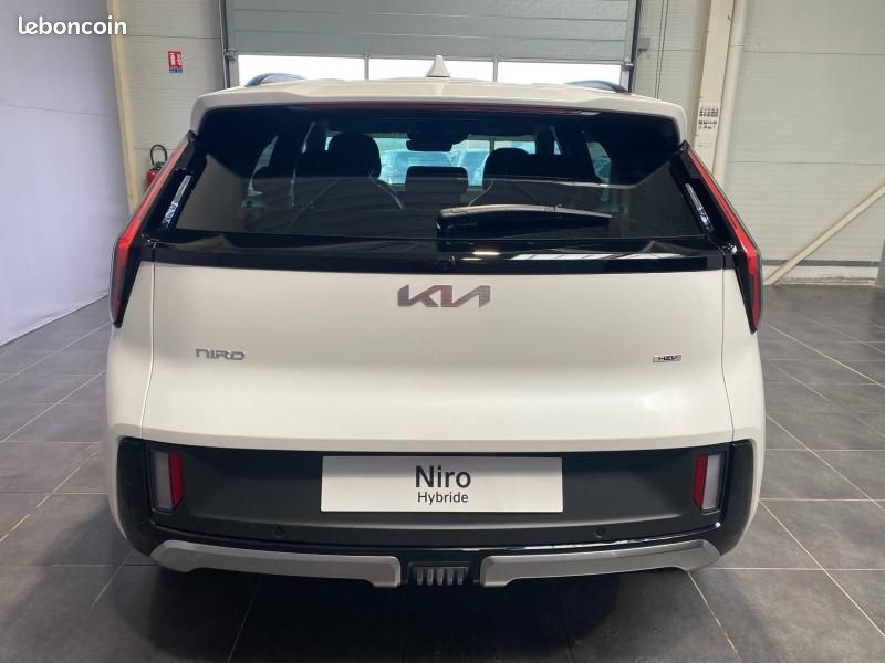 Kia Niro 1.6 GDi 138ch HEV Premium DCT6 (image 7)