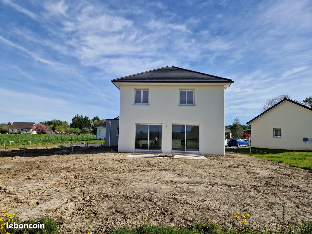 Maison 4 pièces 97 m² · à Caubios-Loos · 97 m² · 1 050 €/mois