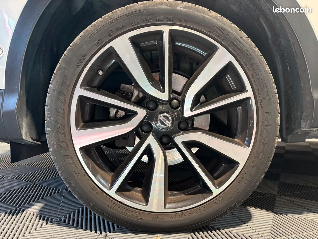 NISSAN QASHQAI 1.6 dCi 130 Stop/Start Tekna - excellent état - 86 000 km - intérieur cuir (image 45)