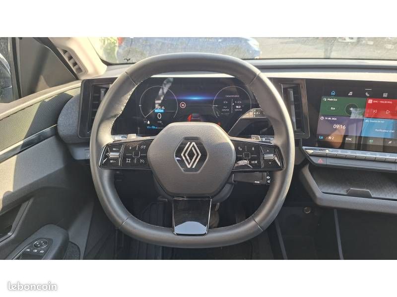 Renault Mégane E-Tech EV40 130ch standard charge Equilibre (image 11)