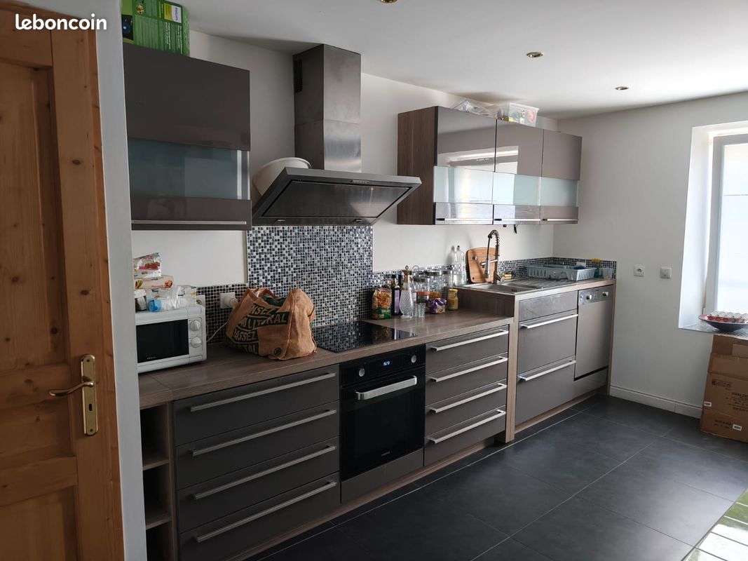 Appartement 1 pièce 52 m² · à Bourgoin-Jallieu · 52 m² · 800 €/mois