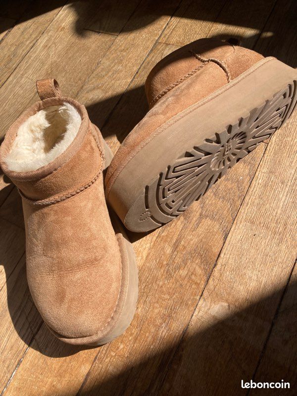UGG Classic Ultra mini basses plateforme (image 3)