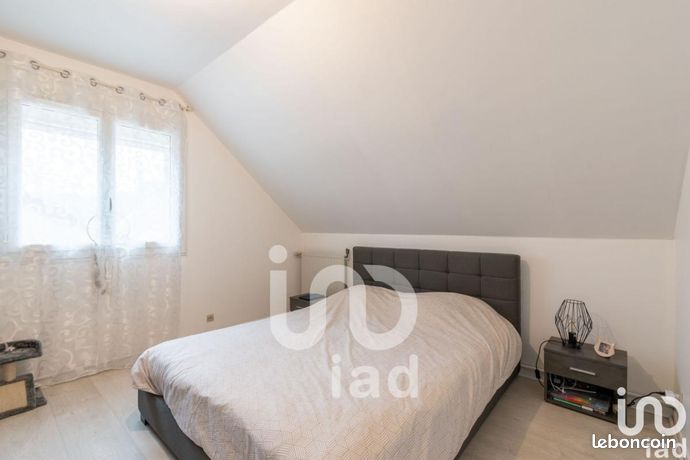 Maison a louer vaureal - 6 pièce(s) - 103 m2 - Surfyn