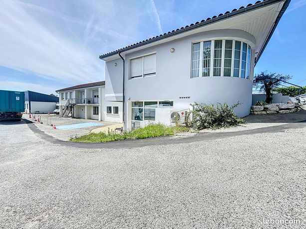 Immeuble 700 m² SAINT MARCEL LES VALENCE