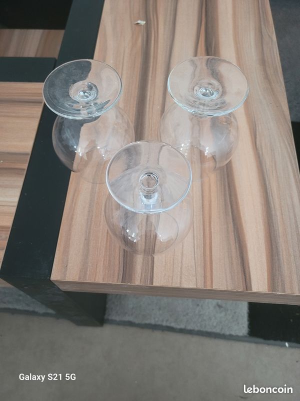 Lot de 3 verres à vin (image 2)