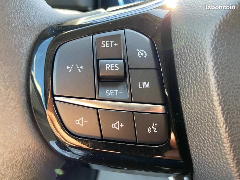 Ford Puma 1.0 EcoBoost Hybrid 125ch Titanium S&S (image 7)