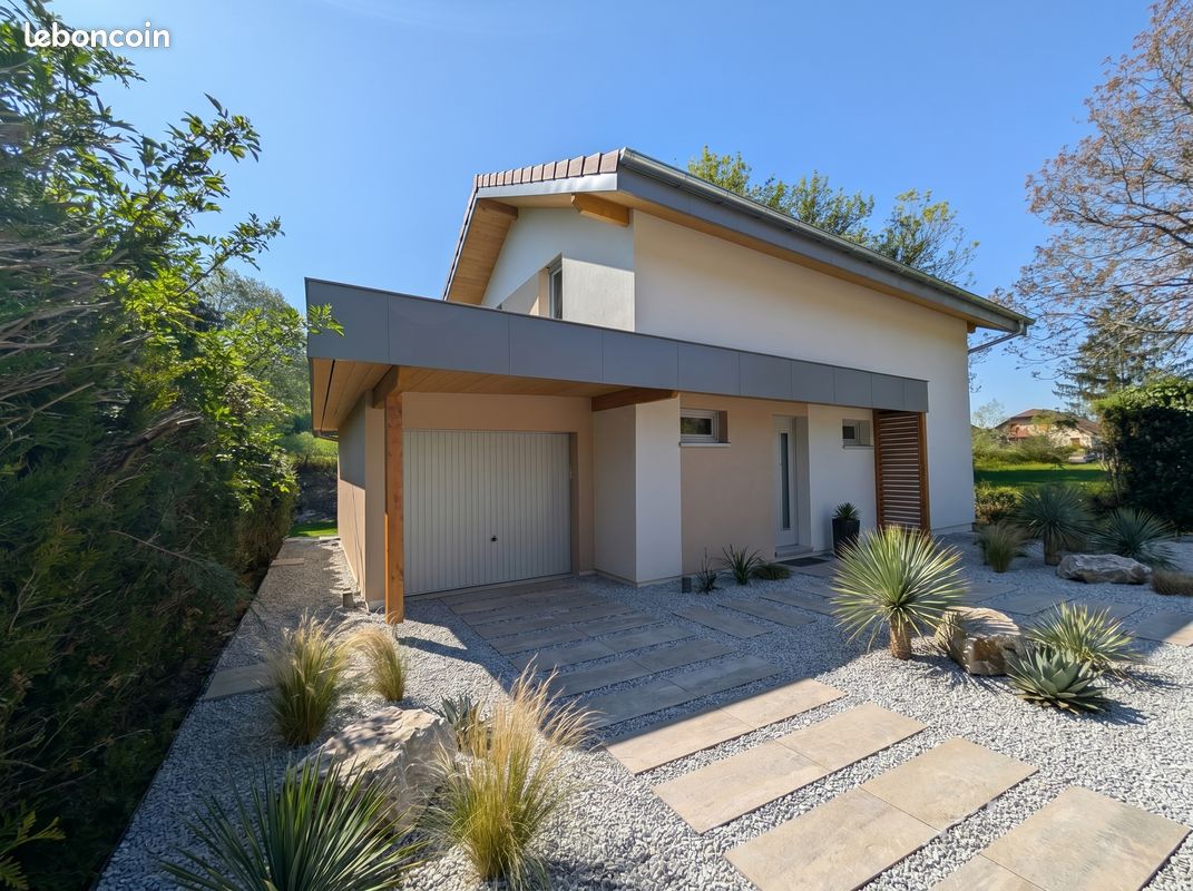 Maison 5 pièces 124 m² · à Annecy · 124 m² · 689 900 €