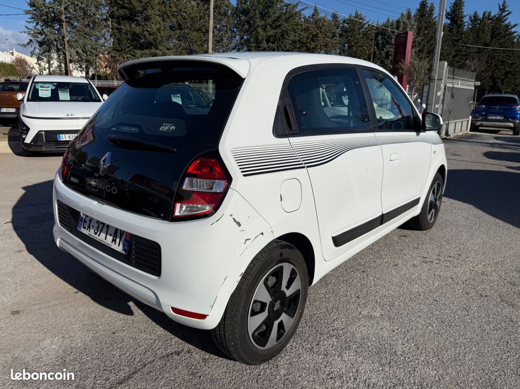 Renault TWINGO III Renault Twingo III 1.0 SCe 12V 69 cv Limited (image 2)