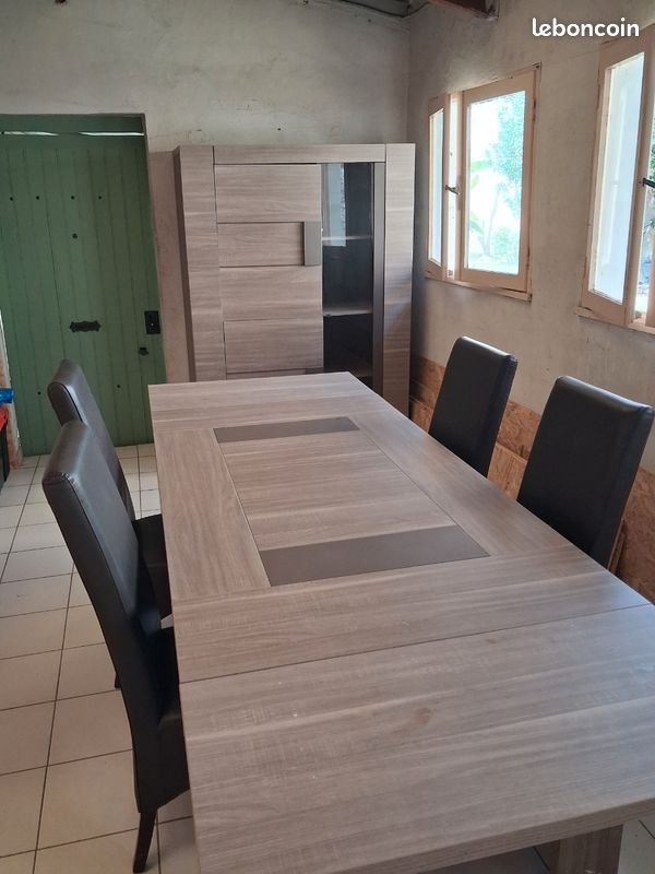 Ensemble table+chaises+living (image 1)