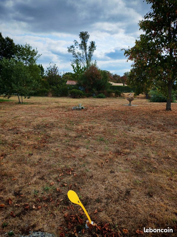 TERRAIN À VENDRE – PLAISANCE-DU-TOUCH – 617 m² · 159 600 €