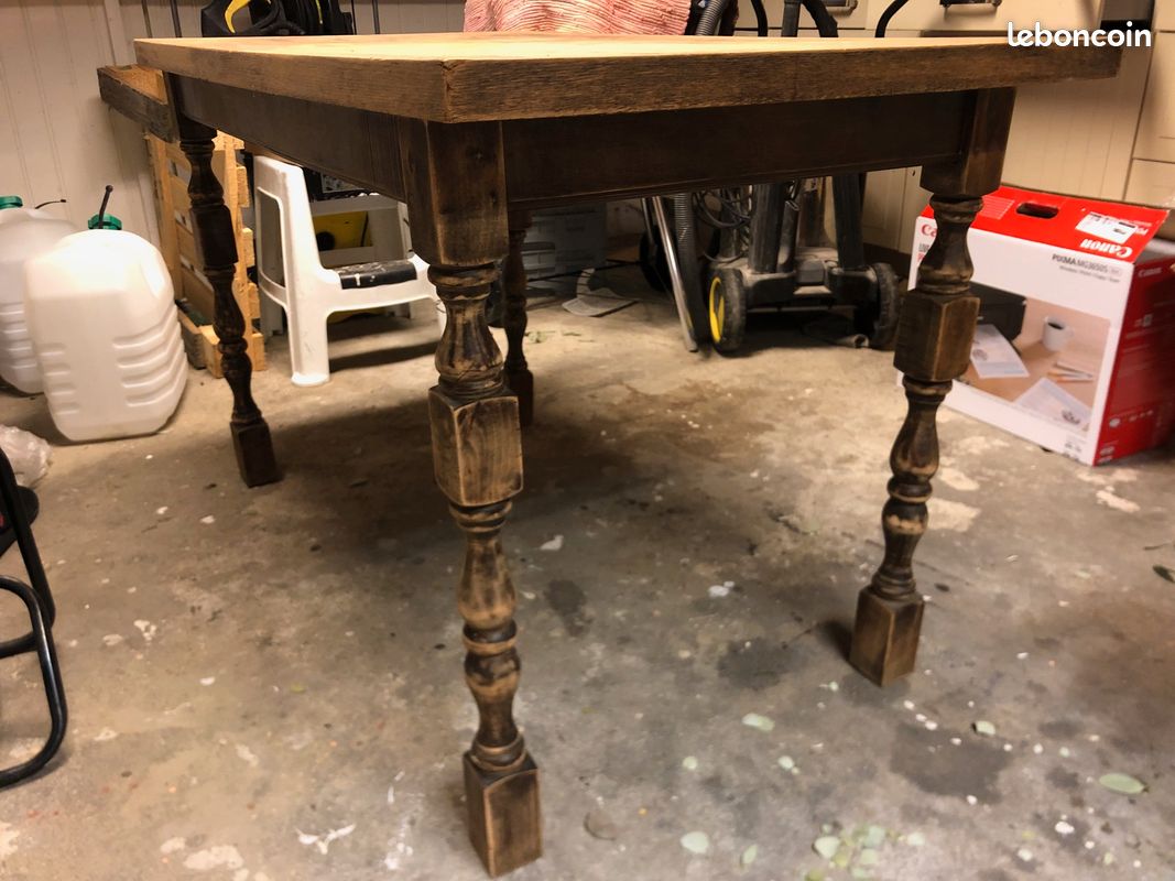 Table en bois (image 2)