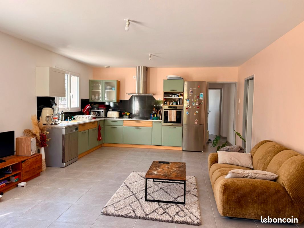 Maison 4 pièces 70 m² · à Saint-André-de-Cubzac · 70 m² · 950 €