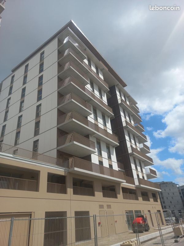 Appartement 4 pièces 81 m² · à Bordeaux · 81 m² · 1 038 €