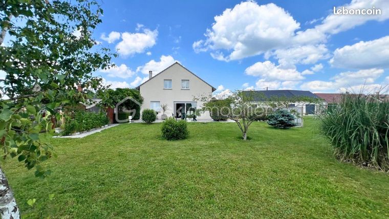 Maison 8 pièces 170 m²
