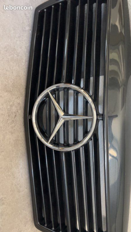Calandre Mercedes (image 1)