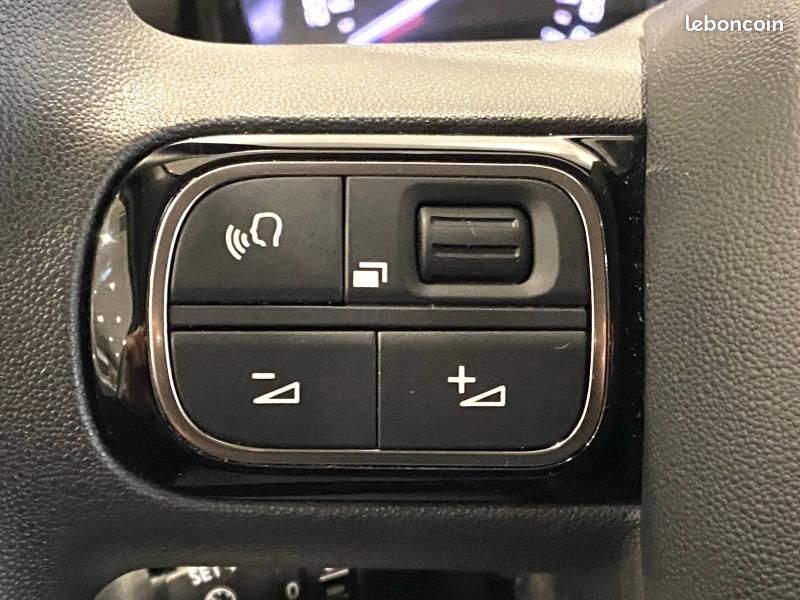 Citroen C3 Essence 83 C-Series GPS Radar Recul CarPlay Clim Auto 1ère main (image 20)