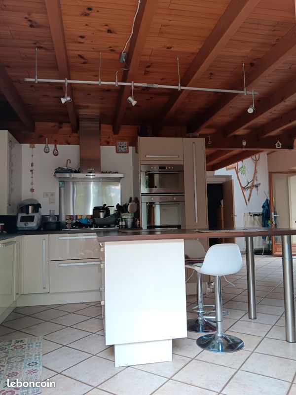 Maison 8 pièces 140 m² · à Seyssinet-Pariset · 140 m² · 465 000 €