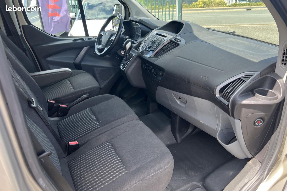 Ford transit custom/tourneo custom 290 2.0 tdci 170 l1h1 court pc-tn limited (image 11)
