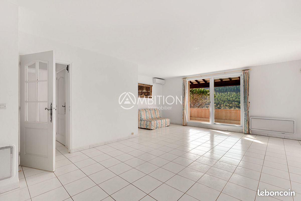 Maison 4 pièces 128 m² · à Bagnols-en-Forêt · 128 m² · 472 000 €
