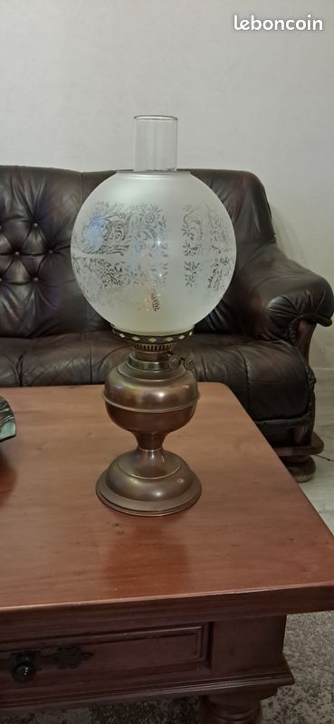 Lampe à huile (image 1)