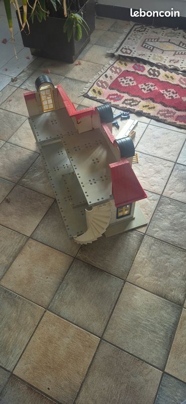 Grande maison playmobil (image 3)