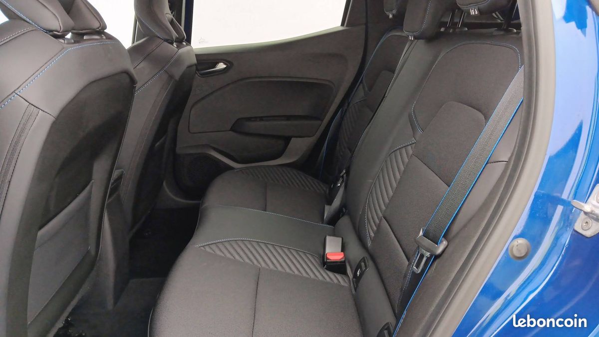 Renault clio e tech full hybrid 145 ch gsr2 esprit alpine (image 13)