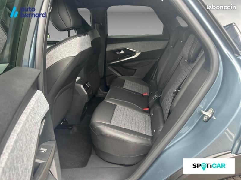 Peugeot 3008 1.2 Hybrid 145ch Allure e-DCS6 (image 10)