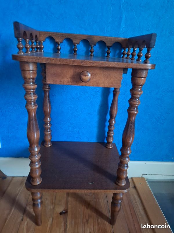 Petite Table /console (image 1)