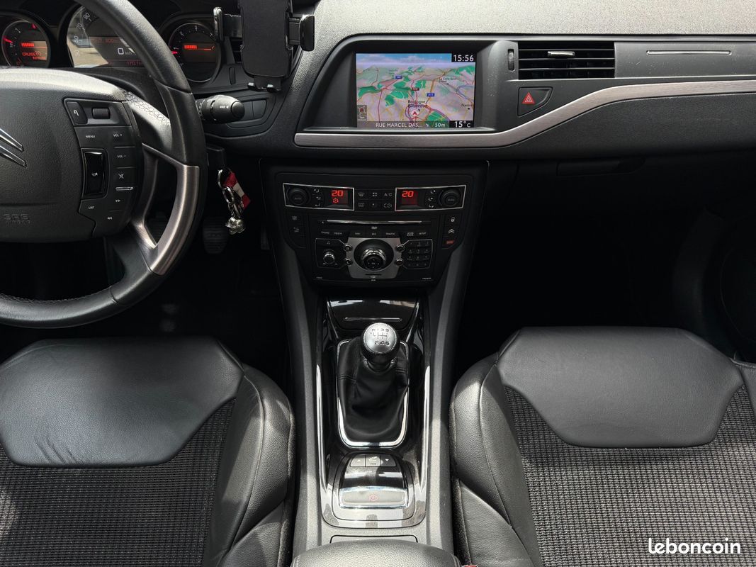 CITROEN C5 HDi 160ch Exclusive+ - Suivi d'Entretien Complet (image 19)