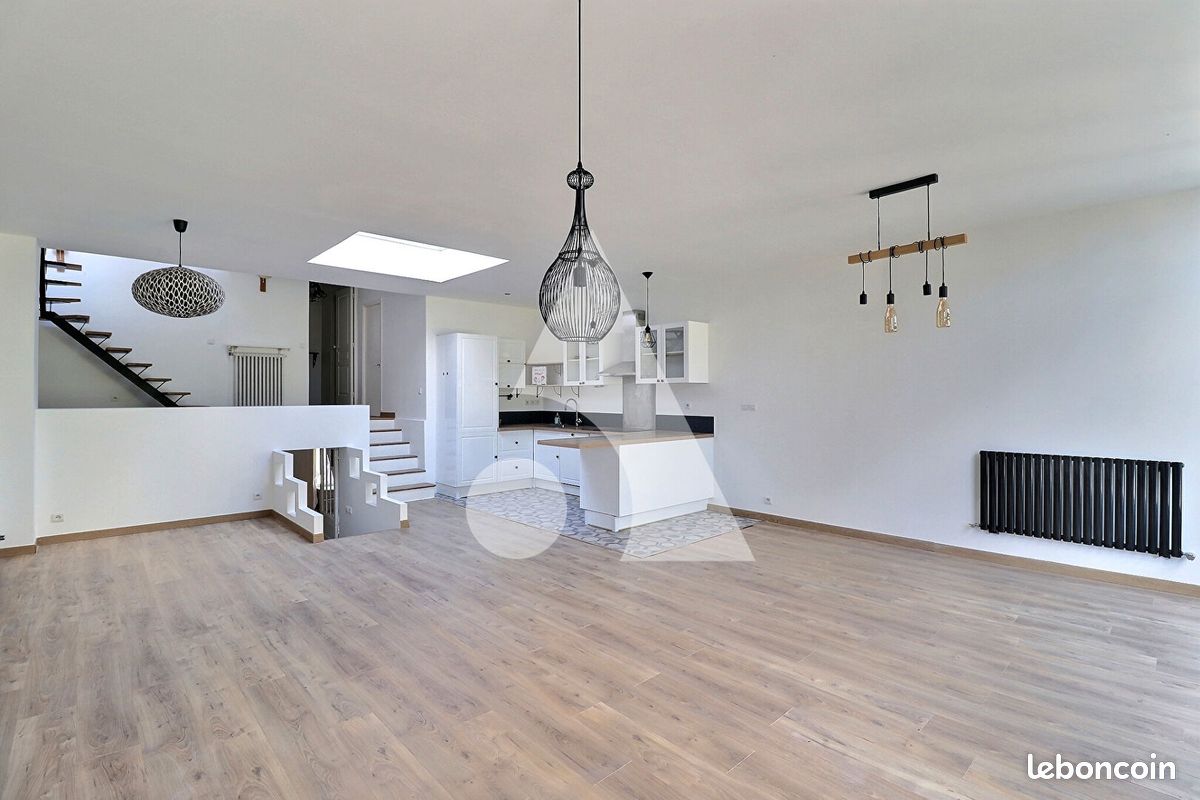 Maison 6 pièces 143 m² · à Argenteuil · 143 m² · 399 000 €