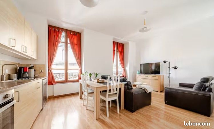 Appartement 3 pièces 70 m² · à Thiers · 70 m² · 650 €/mois
