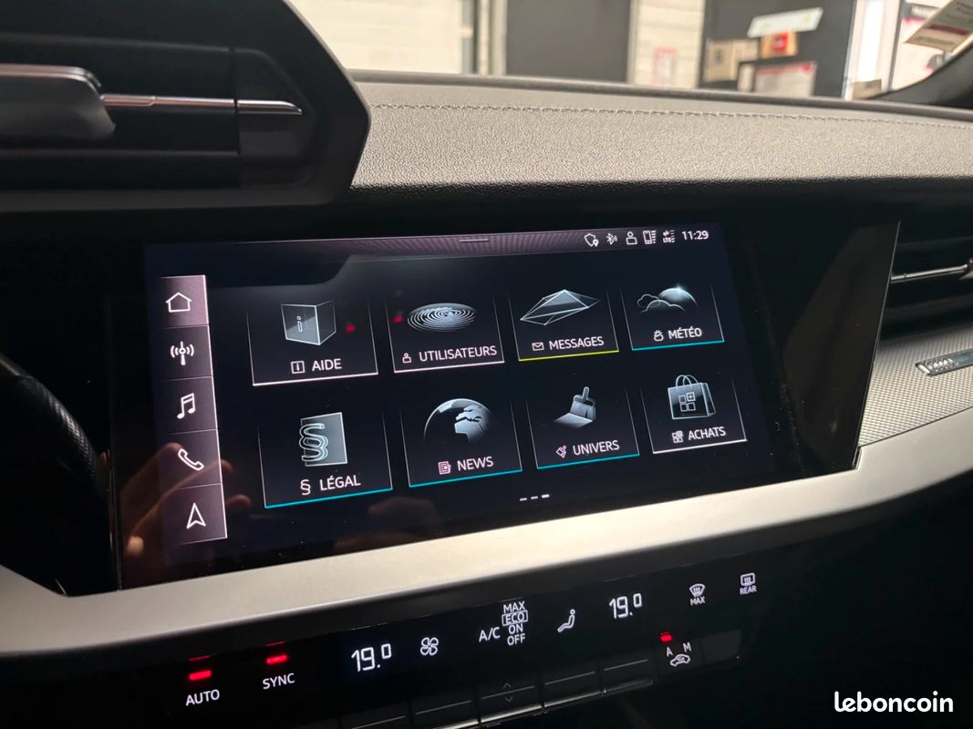 Audi A3 Sportback 35 TFSI Mild Hybrid 150 S tronic 7 (image 18)