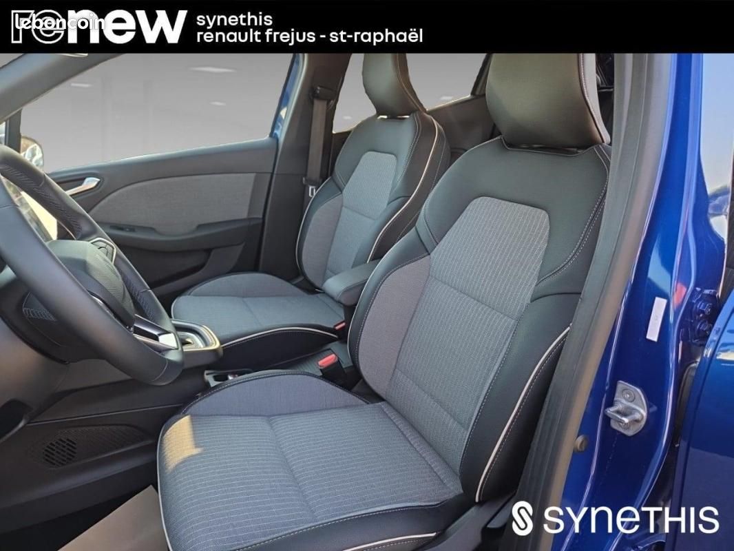 Renault Clio V E-Tech full hybrid 145 ch GSR2 Techno (image 8)