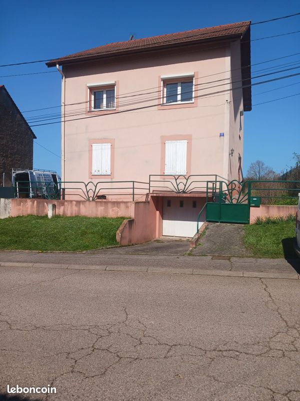 Maison 4 pièces 135 m² · à Baccarat · 135 m² · 108 000 €