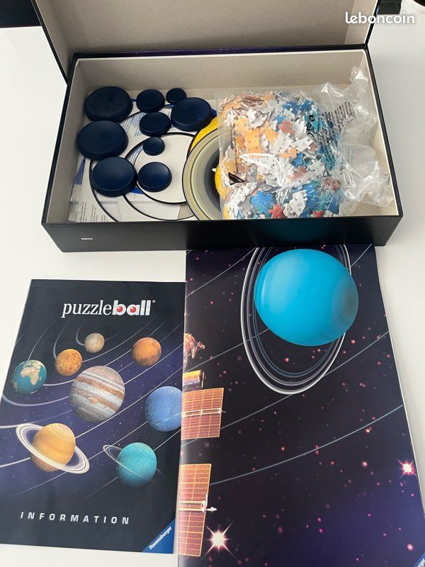 Ravensburger 3D Puzzle Planetary System for Children from 7 Years – 8 Puzzle Ball Planets as Solar System Model with Poster – Model Making Without Gluing