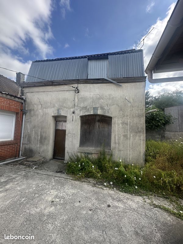 Maison 4 pièces 80 m² · à La Sentinelle · 80 m² · 40 000 €