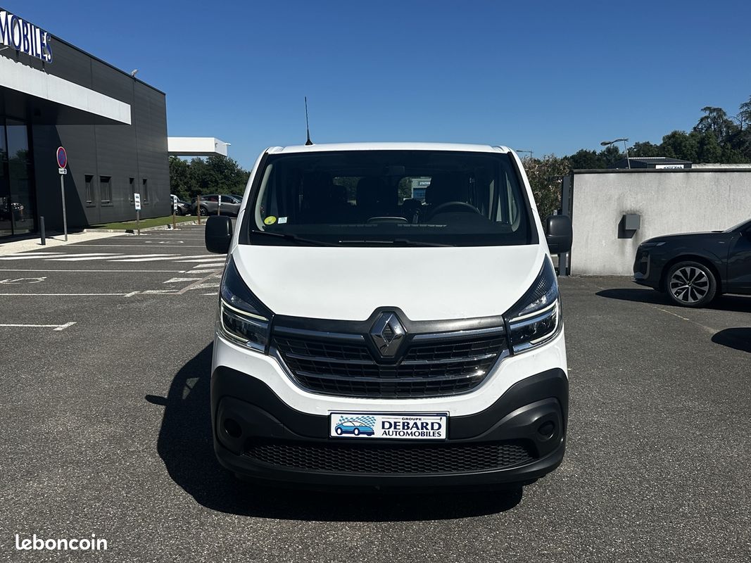 Renault TRAFIC III COMBI L1 2.0 DCI 120CH S&S ZEN 9 PLACES (image 2)