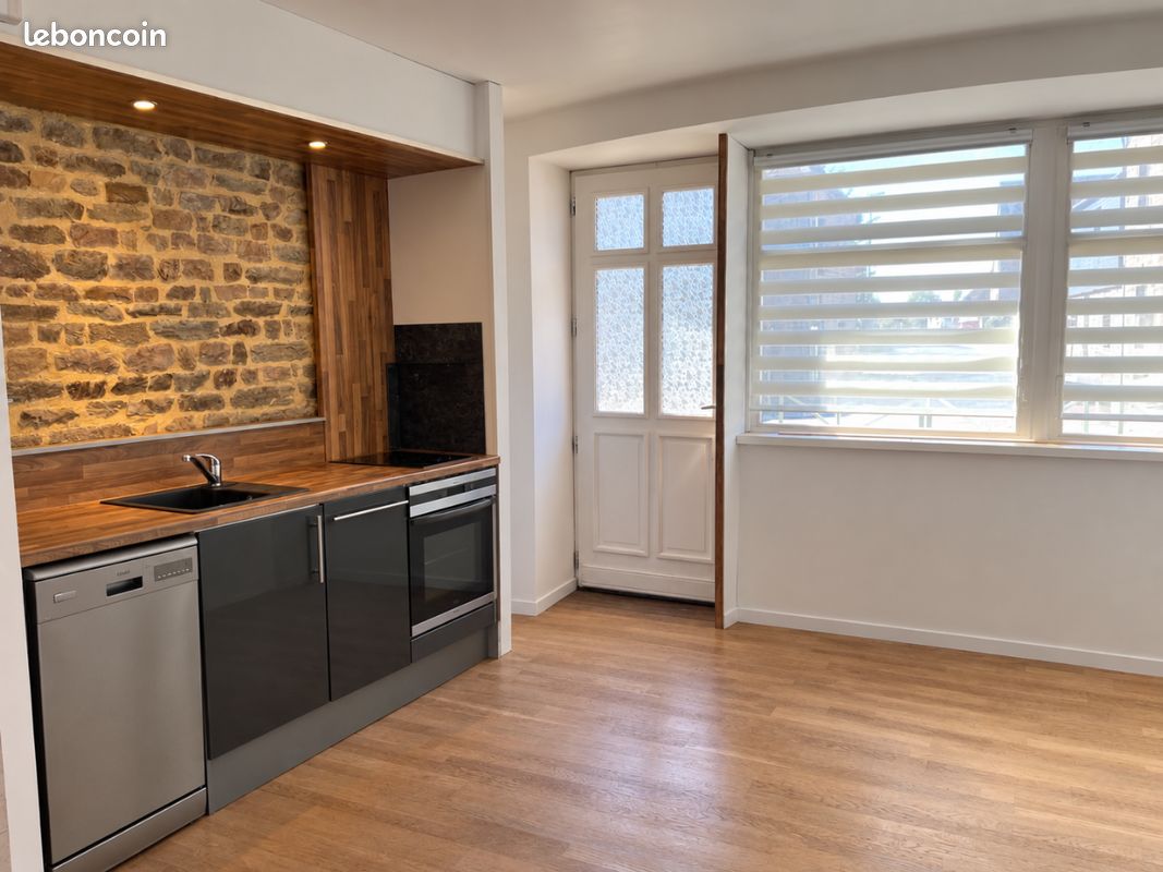 Maison 5 pièces 75 m² · à Souleuvre en Bocage · 75 m² · 530 €/mois