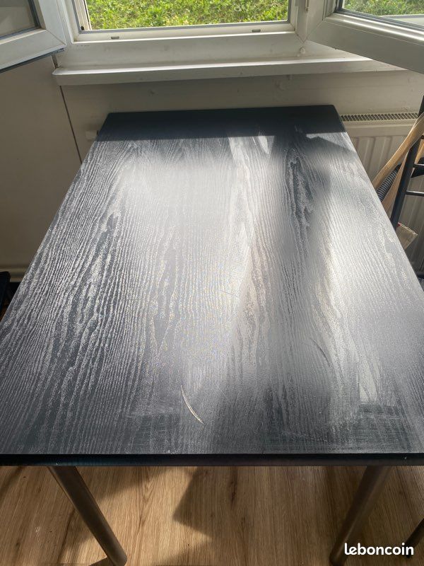 Ensemble table en bois noir 4 chaise (image 1)