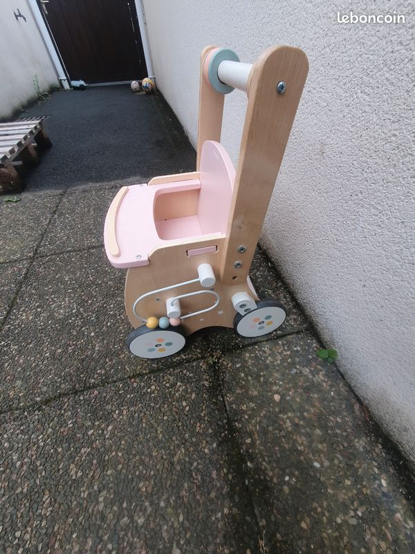 Poussette bois (image 1)