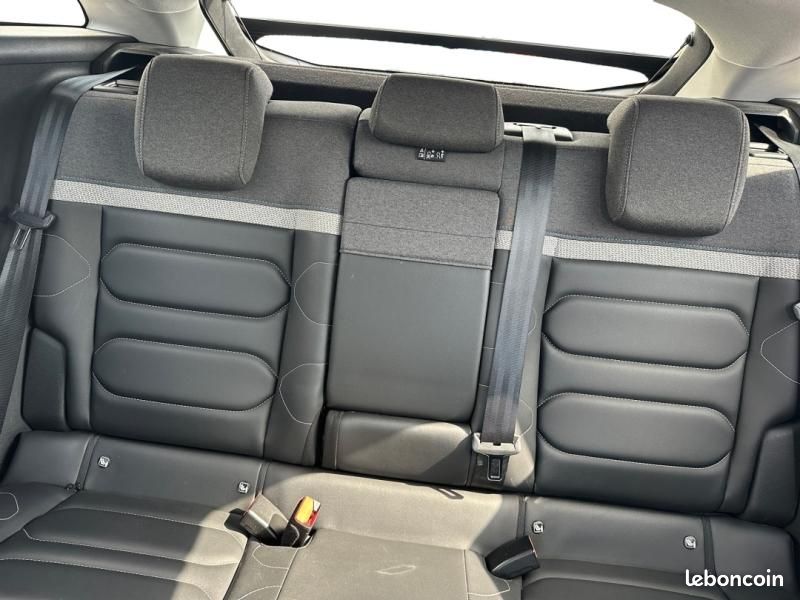 Citroen C4 Moteur électrique 136ch (100 kW) Shine Automatique (image 13)