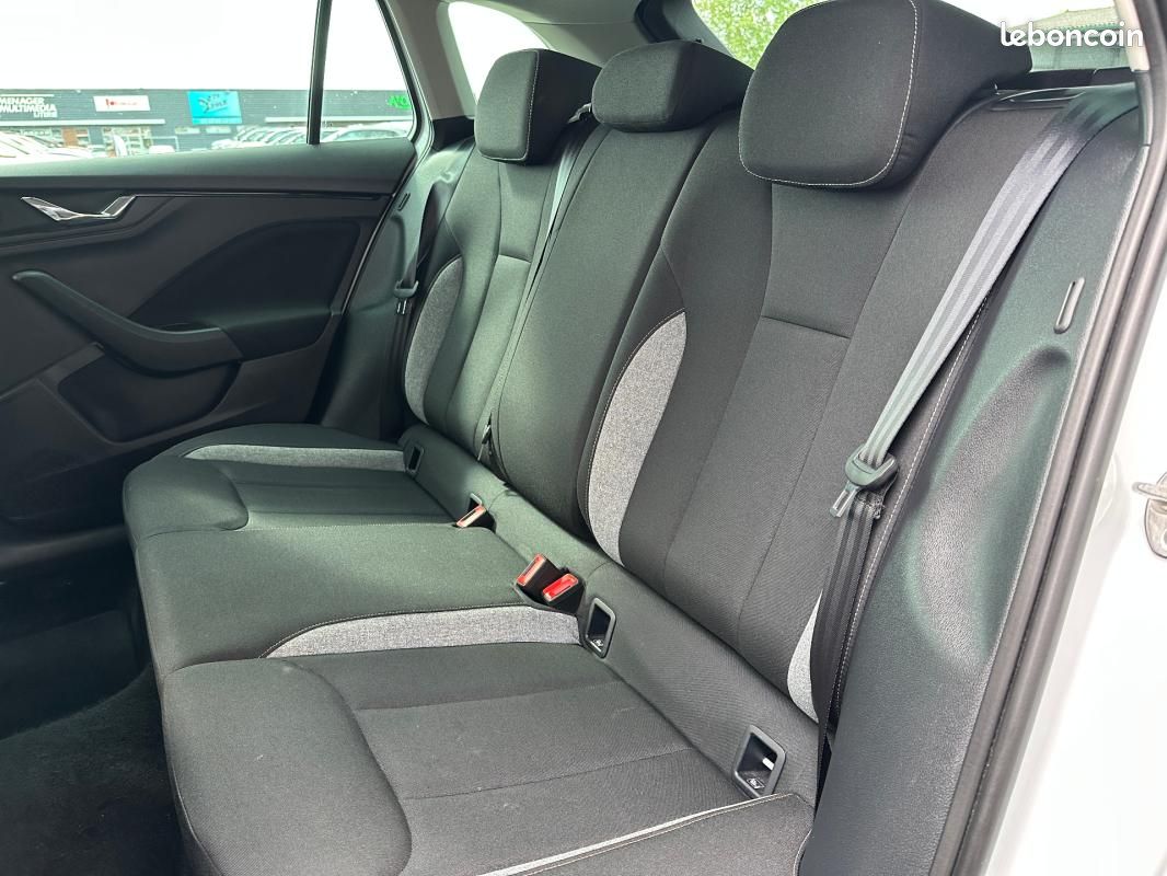 Skoda Scala 1.0 TSI Evo 2 116 ch DSG7 Selection (image 6)