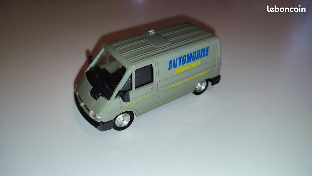 Camionnette Renault Trafic Armée Française - Solido Verem 1/50 - Miniature Neuve