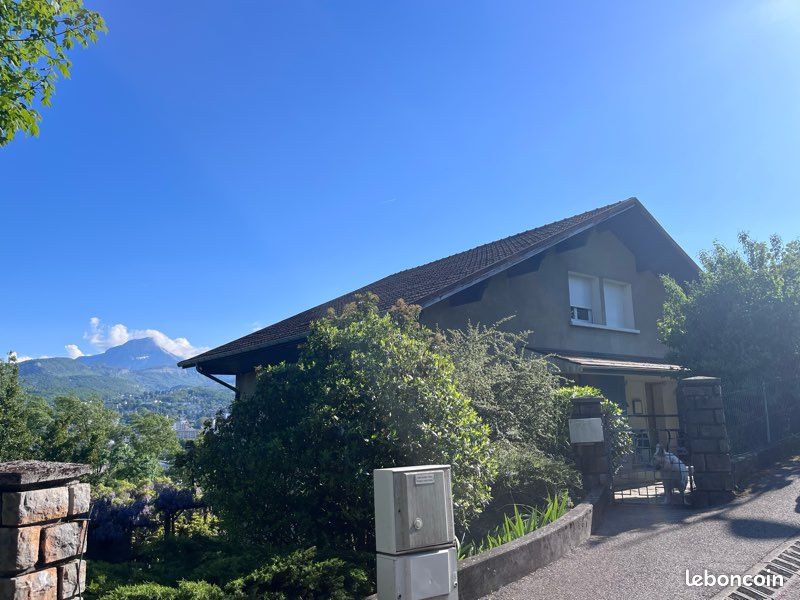 Maison 7 pièces 228 m² · à Chambéry · 228 m² · 460 000 €